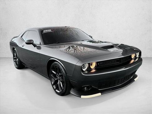 Used 2022 Dodge Challenger GT w/ Driver Convenience Group RWD image 3