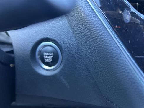Used 2023 Toyota Corolla SE image 14