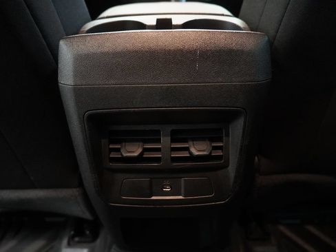 Used 2024 Chevrolet Colorado LT w/ LT Convenience Package II AWD/4WD image 29