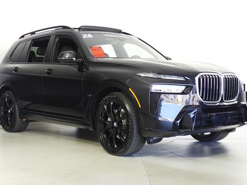Certified 2024 BMW X7 xDrive40i w/ M Sport Package AWD/4WD image 4