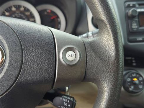 Used 2012 Toyota RAV4 FWD w/ Upgrade Value Pkg image 11