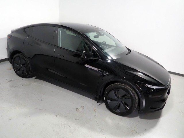 Used 2026 Tesla Model Y Long Range RWD image 13