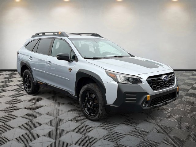 Used 2022 Subaru Outback Wilderness AWD/4WD image 3