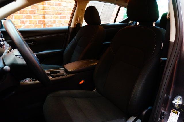 Certified 2025 Nissan Sentra S FWD image 13