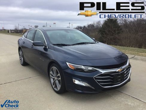 Used 2022 Chevrolet Malibu LT image 1