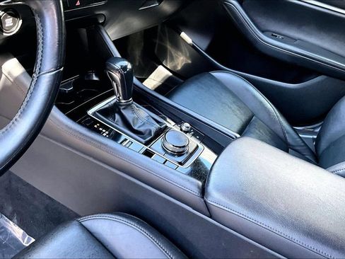 Used 2024 MAZDA MAZDA3 s FWD image 10