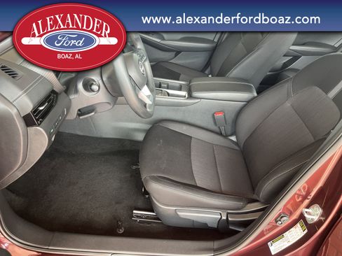 Used 2024 Nissan Sentra SV image 8