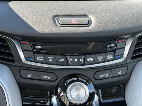 Certified 2025 Acura TLX w/ Technology Package image 23