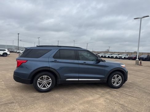Used 2020 Ford Explorer XLT w/ Equipment Group 202A image 23