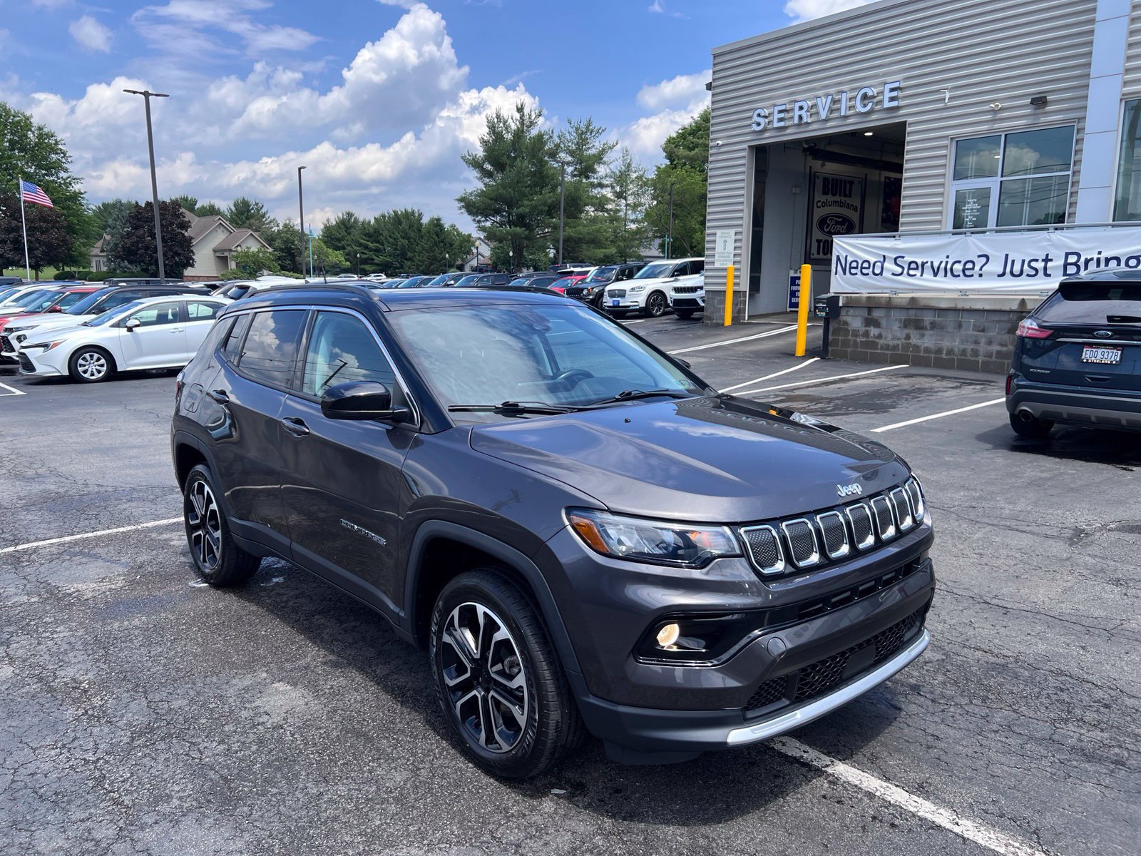 Used 2022 Jeep Compass Limited w/ Sun and Sound Group AWD/4WD image 7