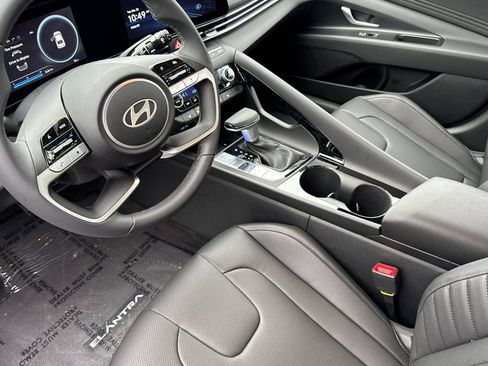 New 2026 Hyundai Elantra Limited image 8