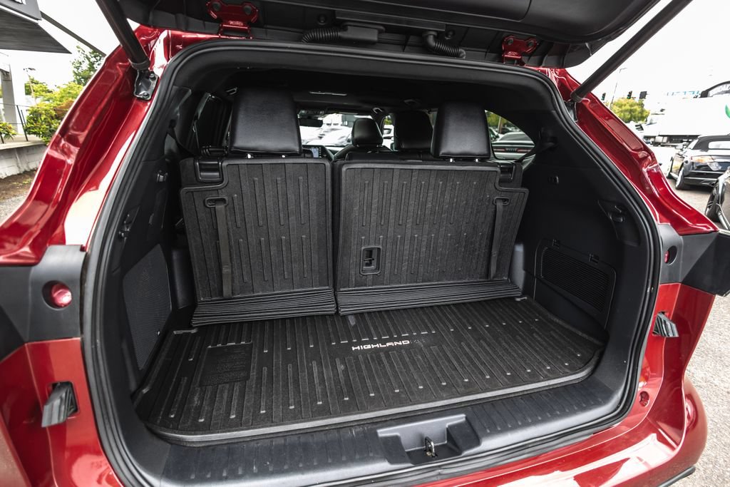 Used 2021 Toyota Highlander XSE AWD/4WD image 33