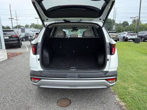 Used 2025 Hyundai Tucson SEL FWD image 8