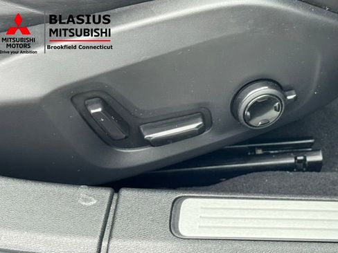 Used 2024 Volvo S60 B5 Plus image 37