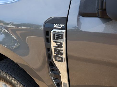 Used 2024 Ford F350 XLT w/ FX4 Off-Road Package image 35