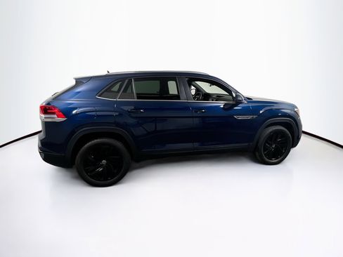 Used 2023 Volkswagen Atlas Cross Sport SE image 4