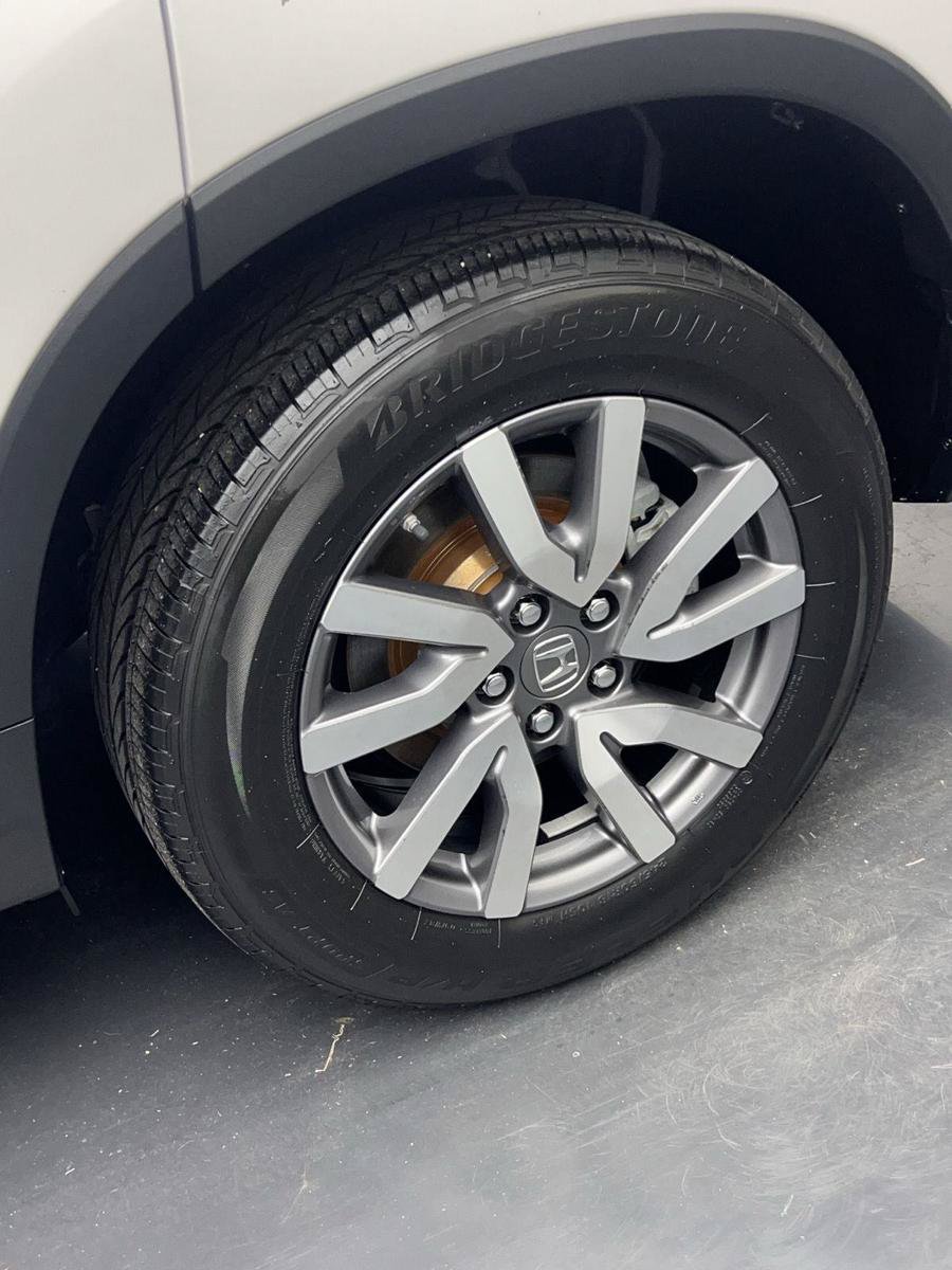 Used 2021 Honda Pilot EX image 11