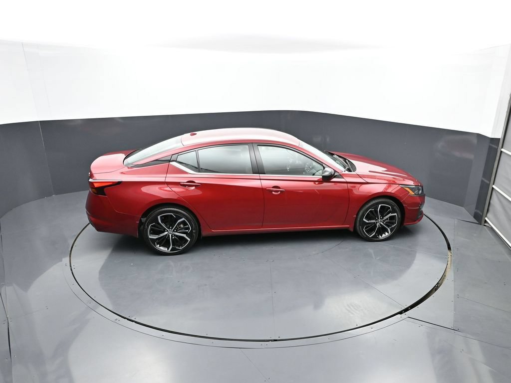 Certified 2024 Nissan Altima 2.5 SR AWD/4WD image 39