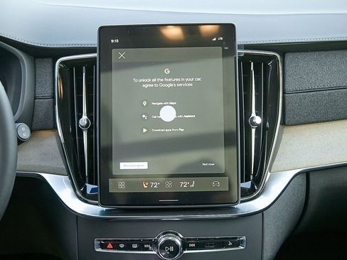 New 2026 Volvo XC90 T8 Plus image 25