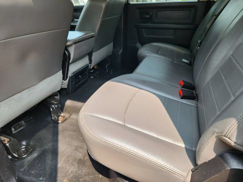 Used 2018 RAM 3500 Tradesman w/ Chrome Appearance Group AWD/4WD image 33