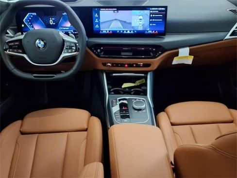 Used 2025 BMW 330i xDrive 330i xDrive w/ Premium Package image 50