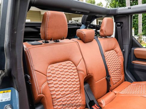 Used 2023 Ford Bronco Outer Banks AWD/4WD image 54