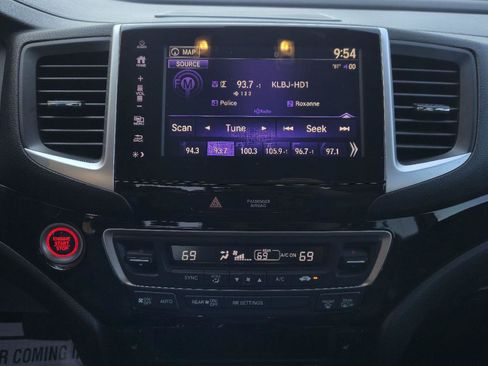 Used 2020 Honda Ridgeline Black Edition image 18