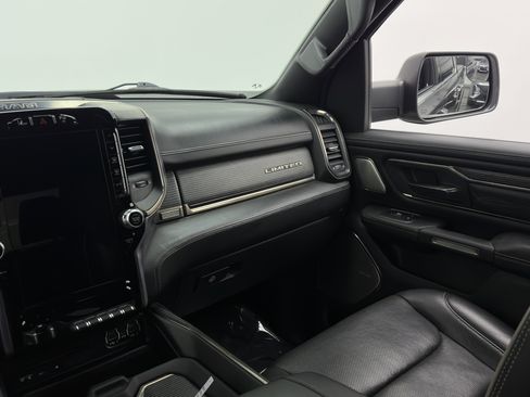 Used 2019 RAM 1500 Limited AWD/4WD image 34