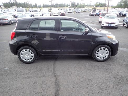 Used 2010 Scion xD FWD image 6
