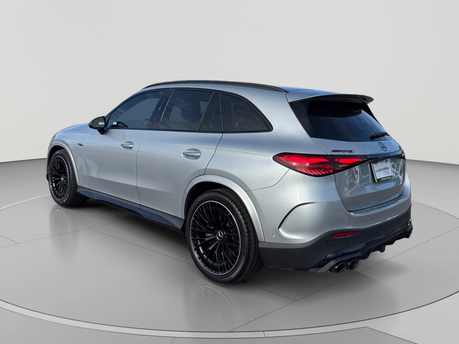 Used 2024 Mercedes-Benz GLC 43 AMG 4MATIC image 3