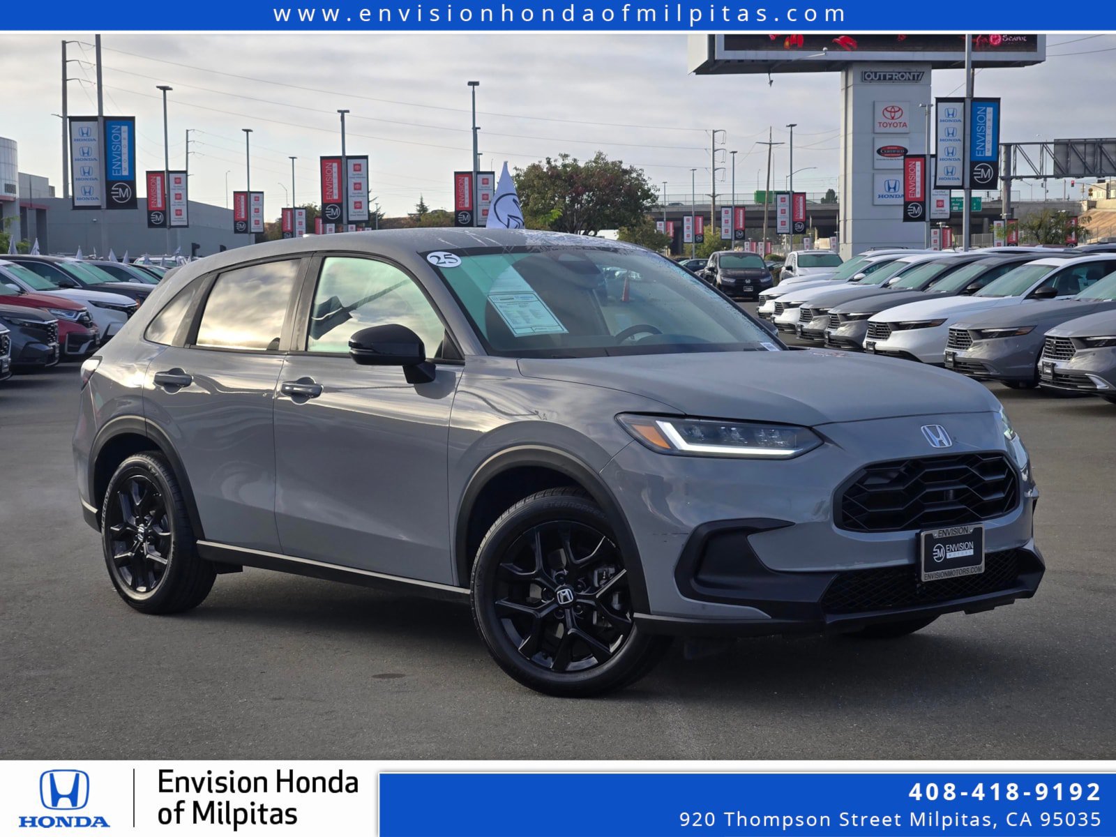 Used 2025 Honda HR-V Sport image 1