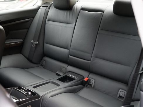 Used 2011 BMW 335i Coupe image 21