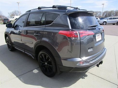 Used 2018 Toyota RAV4 Adventure AWD/4WD image 7