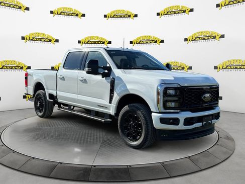 New 2026 Ford F250 Lariat w/ Black Appearance Package image 8