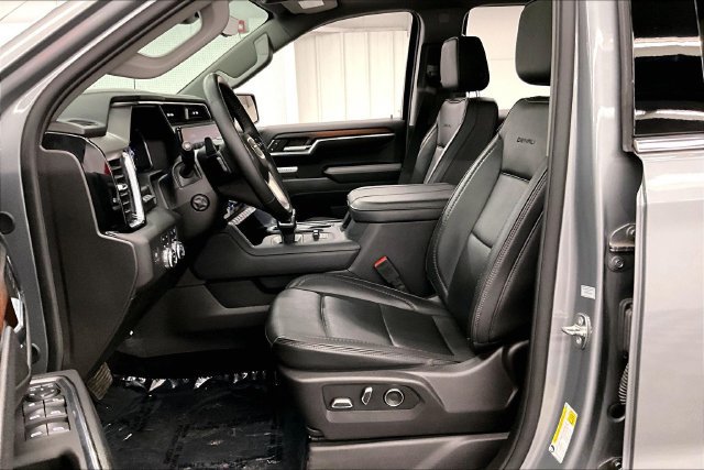 Used 2024 GMC Sierra 1500 Denali w/ Denali Reserve Package AWD/4WD image 25