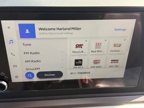 Used 2025 Toyota Tacoma TRD Off-Road image 9