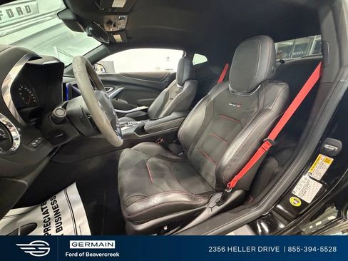 Used 2018 Chevrolet Camaro ZL1 RWD image 14