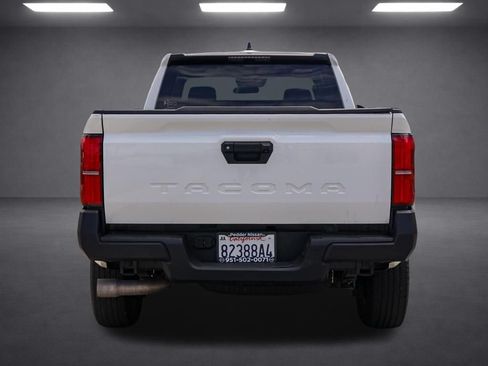 Used 2024 Toyota Tacoma SR RWD image 5