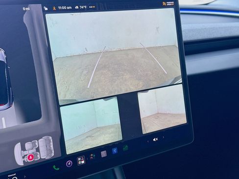 Used 2024 Tesla Model 3 Standard Range RWD image 9