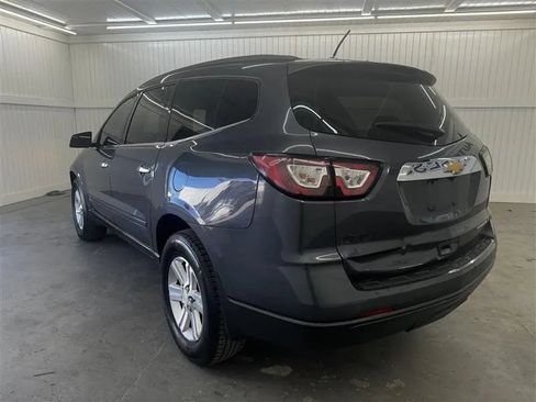 Used 2013 Chevrolet Traverse LT image 8