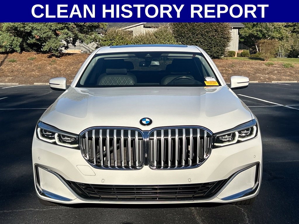 Used 2020 BMW 740i RWD image 12