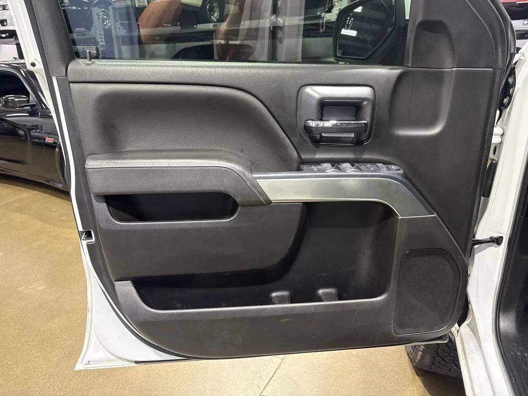 Used 2019 Chevrolet Silverado 2500 LT AWD/4WD image 57