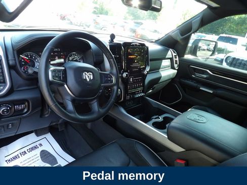 Used 2020 RAM 1500 Laramie w/ Sport Appearance Package AWD/4WD image 10