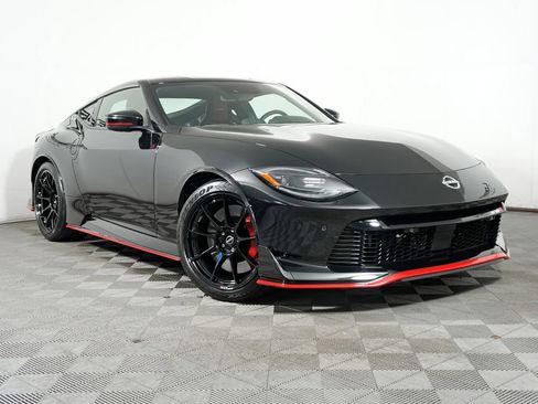 Used 2024 Nissan Z NISMO w/ Floor Mat Package RWD image 9
