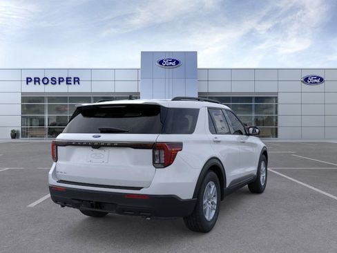 New 2026 Ford Explorer Active image 8