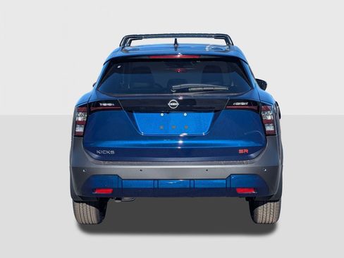 New 2026 Nissan Kicks SR image 4