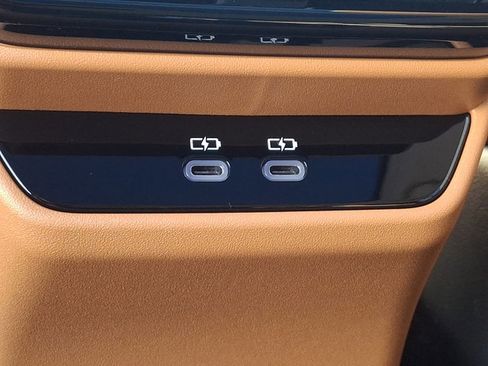 New 2026 Lexus RZ 450e AWD image 6