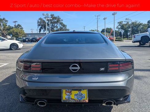Certified 2025 Nissan Z Sport w/ Floor Mat Package RWD image 5