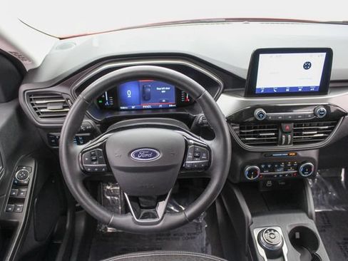 Used 2024 Ford Escape Active AWD/4WD image 17