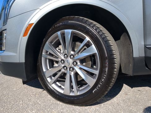 Used 2025 Cadillac XT5 Premium Luxury image 64